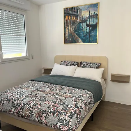 Cozy & Bright With Stunning Views