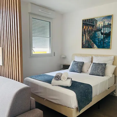 Cozy & Bright With Stunning Views